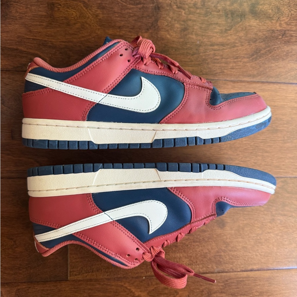 Nike
Dunk Low Retro "Canyon Rust" Size US Women’s US Size 8
